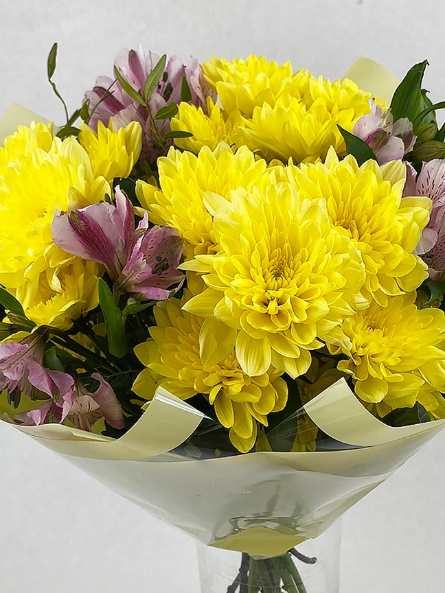 Сборный букет «Солнечное утро» от интернет-магазина цветов в 